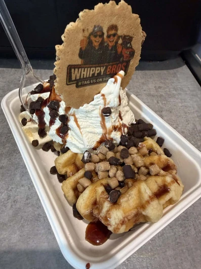 Hot Dessert Trays